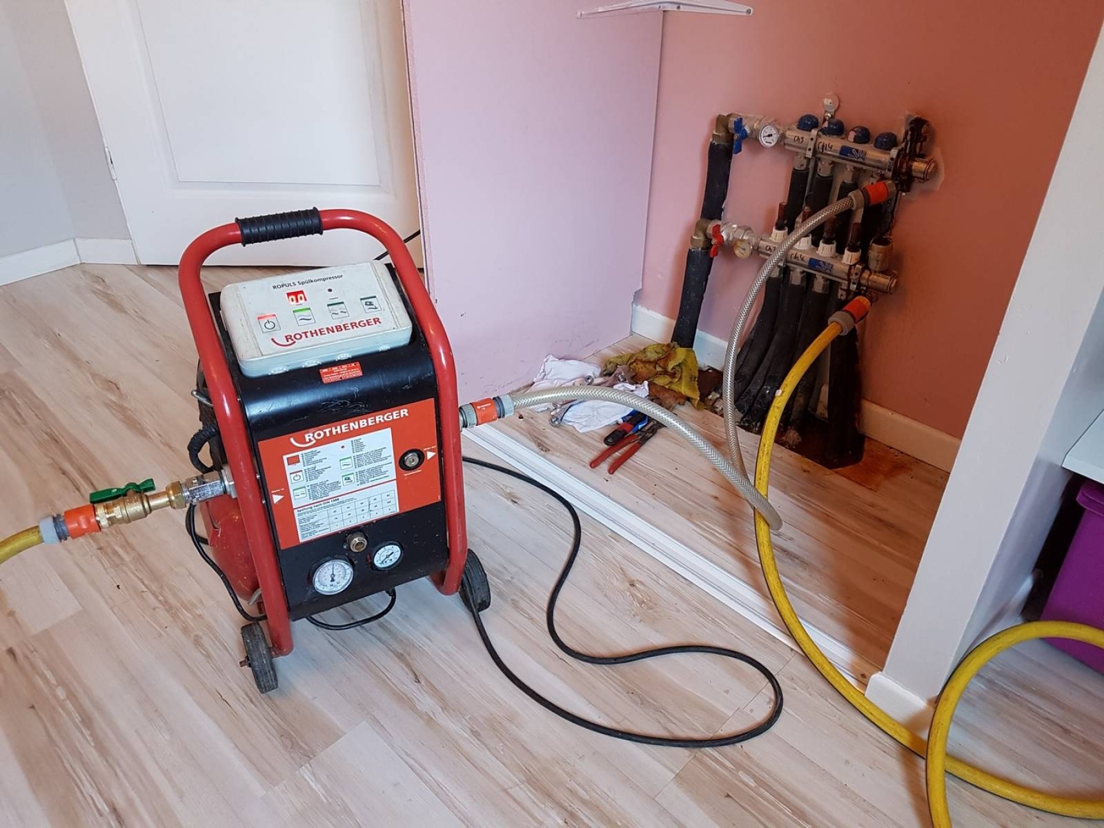 Sultanbeyli Orhangazi Protherm Hermetik Şofben Kombi Bakımı